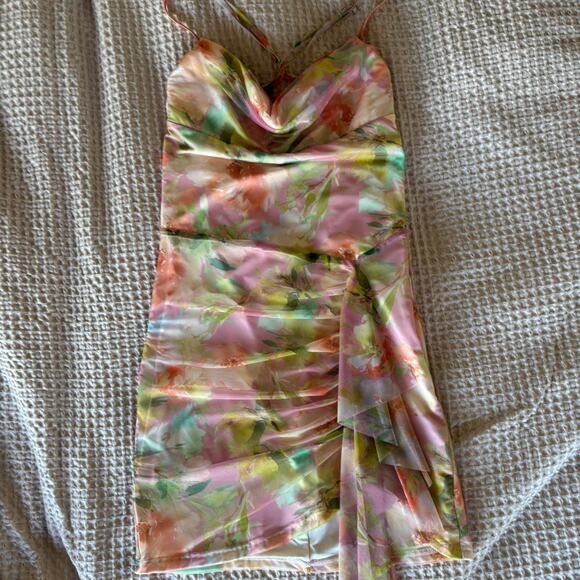 Short colorful floral dress i - Picture 3 of 8